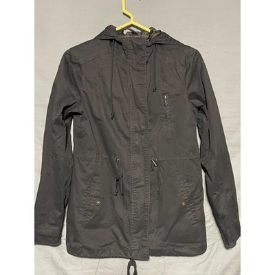 Jaqueta feminina Papaya preta com zíper tamanho pequeno leve - Imagem 1 de 4