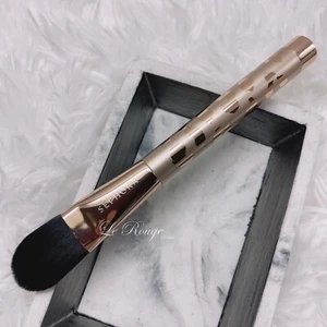 SEPHORA COLLECTION Leopard Print foundation brush *new limited edtion - Picture 1 of 3