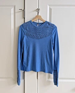 Free People Colette Top Damen M blau Pointelle Häkeldetail Spitze Ausschnitt Strick - Bild 1 von 7