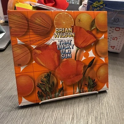BRIAN WILSON -- That Lucky Old Sun -- LIKE NEW CD -- includes Booklet -- Capitol - Image 1 of 4