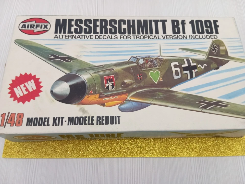 SCATOLA MODELLINO AIRFIX AEREOPLANO MESSERSCHMITT MODEL KIT - Immagine 1 di 2