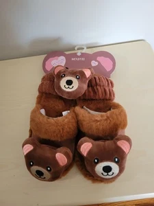 Girls Bear Slippers Set - Picture 1 of 3