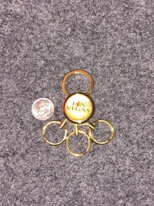 GOLD LAS VEGAS KEYCHAIN WITH 4 RINGS TRAVEL SOUVENIR - Picture 1 of 2