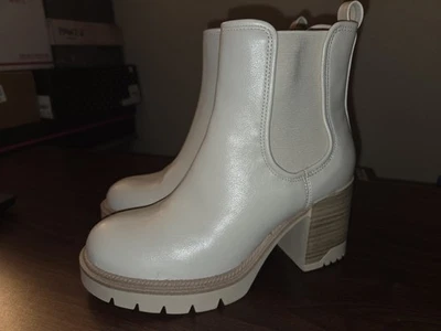 Bota Chelsea Mia Nilo Platform para mujer 7,5 M Foto 1 de 4