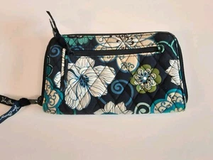 Vera Bradley Mod Floral Blue Wallet Zip Around Great Condition - Picture 1 of 6
