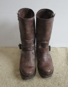 Stivali corti da motociclista Frye 76298 donna Veronica in pelle marrone aderente taglia 9 B - Foto 1 di 12