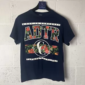 ADTR A Day To Remember Common Courtesy dunkelblau Blumen T-Shirt Medium - Bild 1 von 14