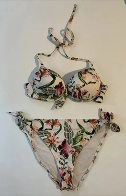H&M Women's Floral Tropical Bikini Bottom Sz 6 Top 32B Push Up - Image 1 of 4