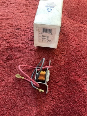 NOS 350C, TH350C, THM350C, 350 Lock Up TCC Solenoid New LU Universal Fit 1980-86 - Image 1 of 3