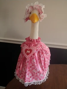 Goose clothes outfit - Valentine assorted hearts w/bonnet lg 24-27" goose - Picture 1 of 4