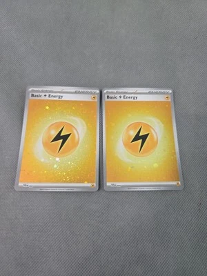 2x Basic Lightning Energy (Cosmos Holo) 004 Sv01: Scarlet & Violet Base Set Holo - Image 1 of 2