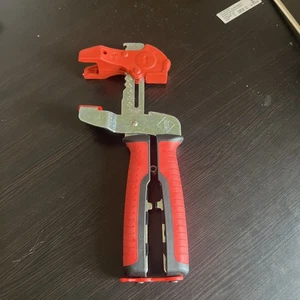 Rubi Tools Delta Fast-Fix Pliers - Picture 1 of 2