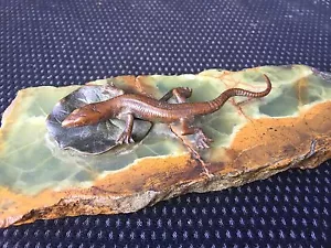Skulptur Bronze aus Wien Eidechse Auf -blatt Aus Seerosen Sockel Onyx 19. Jhd. - Bild 1 von 7
