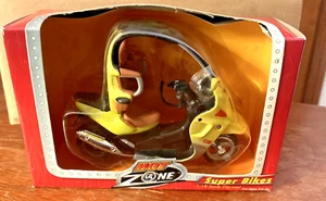 TC124 New Hot Zone Super Bikes BMW  Yellow C1 Die-Cast 1:18 2004 #76201 - Picture 1 of 8