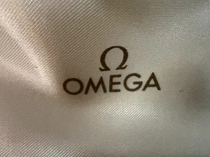 🔴 OMEGA box scatola orologio polso astuccio cofanetto velluto vintage - Picture 1 of 7
