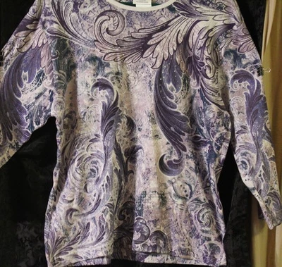 Morning Sun estampado paisley multicolor. Camiseta estilo, blusa cuello redondo. Talla L Foto 1 de 4
