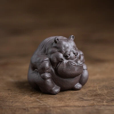 Estatua de hipopótamo hecha a mano artesanal Yixing Zisha arcilla púrpura té mascota tamaño pequeño encantadora Foto 1 de 4