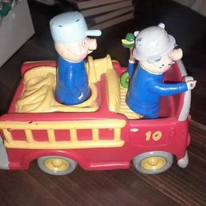 Richard Scarry's Firetruck "Ma Pig's New Car" Not Complete Unusual - Picture 1 of 10
