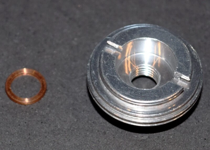 Adaptador de cabezal incandescente de motor de avión Cox .09 Tee Dee Medallion - Enchufe estándar (1/4") 09 Foto 1 de 1