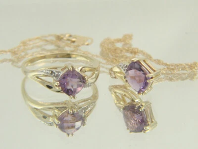 Juego de anillo y collar colgante de diamantes amatista corte tablero a cuadros de oro amarillo de 10 quilates Foto 1 de 4