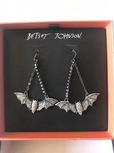 BETSEY JOHNSON HALLOWEEN BAT RHINESTONE IRIDESCENT WIRE HOOK DROP EARRINGS NIB - Picture 1 of 8