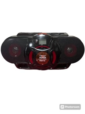 Boombox Bluetooth estéreo portátil Emerson con reproductor de cassette y radio AM/FM Foto 1 de 4