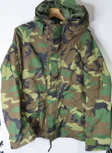 US Military Army Jacket Men Large Woodland Camo Cold Weather Parka Gore-Tex 90's - Picture 1 of 7