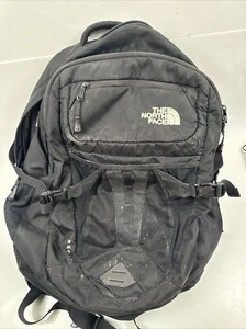 The North Face Recon Black Flexvent Backpack Gym Shoulder Strap Bag Hiking Trail - Picture 1 of 6