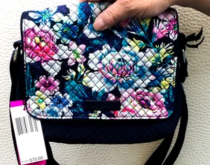 Bandolera Vera Bradley RFID pequeña Turnabout en Garden Grove y azul marino. Nuevo con etiquetas - Imagen 1 de 4