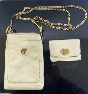 Cartera Bandolera FOSSIL y Mini Tarjetero Cuero de Vaca Guijarro Marfil Dorado Foto 1 de 4