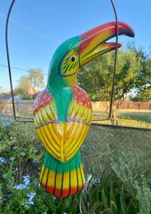 XLg Talavera Tucán Loro Pájaro Animal Cerámica Mexicana Cerámica Colgante Patio 17" - Imagen 1 de 6