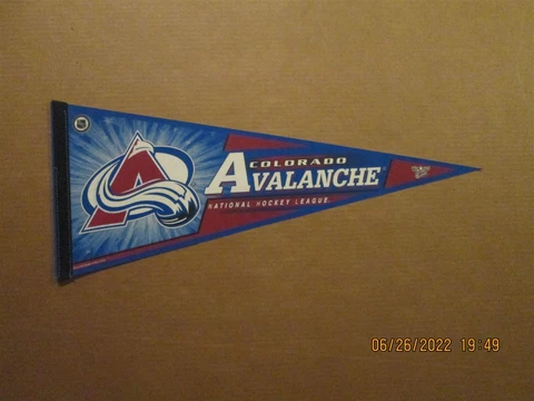 NHL Colorado Avalanche Vintage Circa 2000's Style #2 Team Logo Hockey Pennant Cover