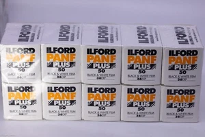Ilford panf plus 50 36 135 bw black white 10X Film Expired 94 STORED IN COLD l6 - Photo 1/2