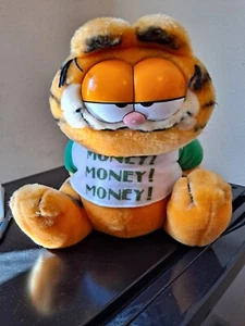 Dakin Garfield Piggy Bank Money Great Condition! Great Shirt! 1981 Plush Vintage - Picture 1 of 9