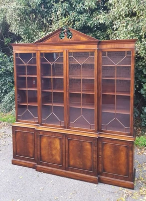 GT RACKSTRAW MAHOGANY BREAKFRONT LIBRARY BOOKCASE - Image 1 of 4