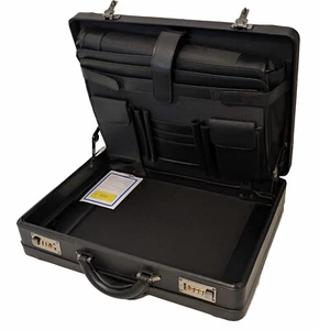 Masters of London Black Attaché Case with Combination Lock Black OPEN BOX - Afbeelding 1 van 10