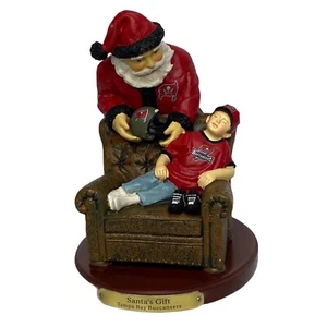 2001 Tampa Bay Bucs Santa's Gift Figurine 2nd in Series The Memory Company NIB - Picture 1 of 10