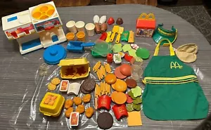 Vintage Fisher Price Spaß mit Essen McDonald’s Drive Thru Spielset Eis - Bild 1 von 24