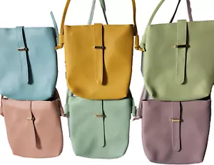 Piccola borsa a tracolla quadrata 7""x7 - Foto 1 di 38