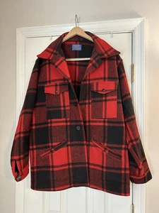 Vintage Pendleton Mackinaw Cruiser Wool Jacket Size L Black Red Plaid Oregon USA - Picture 1 of 6
