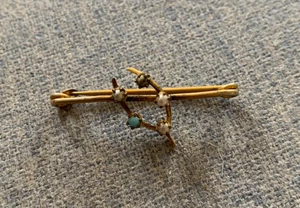 Broche aguamarina perlas herradura tono dorado vintage 1,64 gramos 3,5 cm-ANCHO (P3) - Imagen 1 de 9