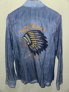 Camisa Doble D Rancho Para Mujer Azul Med Denim Wild Ones EE. UU. Bordada Perla A Presión - Imagen 1 de 6