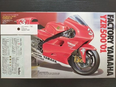 Factory Yamaha YZR500 ’01 1/12 model kit with decals, unused, unopened - Image 1 of 4