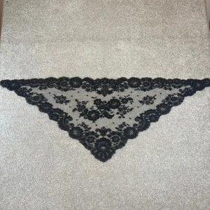 Schwarz Blumen Spitze Dreieck Schleier Tuch Schal Halstuch Gothic Victorian Renaissance - Bild 1 von 8