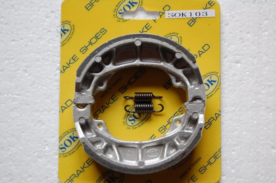 ZAPATOS FRENO DELANTEROS + Muelles aptos para HONDA CT 90 200 Trail 1966-1979 CT90 CT200 Foto 1 de 1