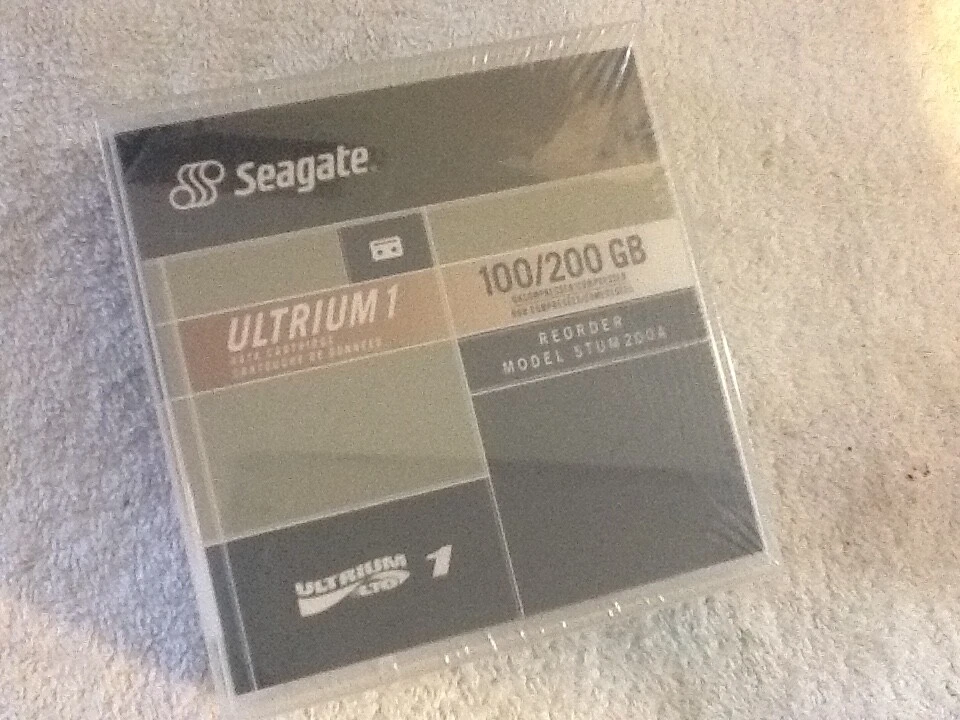 STUM 200A, Seagate Ultrium1 LTO 100/200GB Data Cartridge - Image 1 of 3