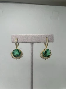 Swarvoski Idyllia drop earrings Clover, Green, Gold-tone plated - Picture 1 of 5