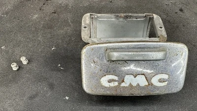 1954-1955 GMC TRUCK ASH TRAY ORIGINAL 100 150 PICKUP DASH PART PICKUP - Image 1 of 4