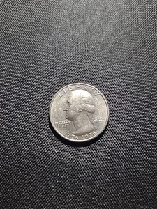 1776-1976 Bicentennial US QUARTER NO MINT MARK - Picture 1 of 4