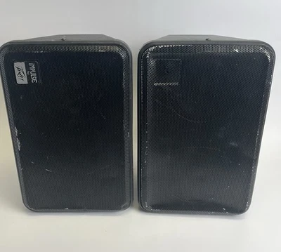 Pair of PEAVEY Impulse II 2-Way Compact Monitor Speaker System With Cases - Image 1 of 4
